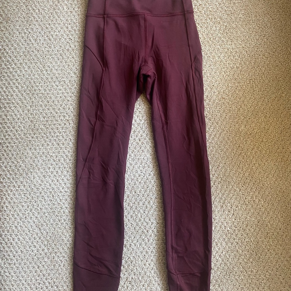 Lululemon In-movement Garnet leggings 25” inseam